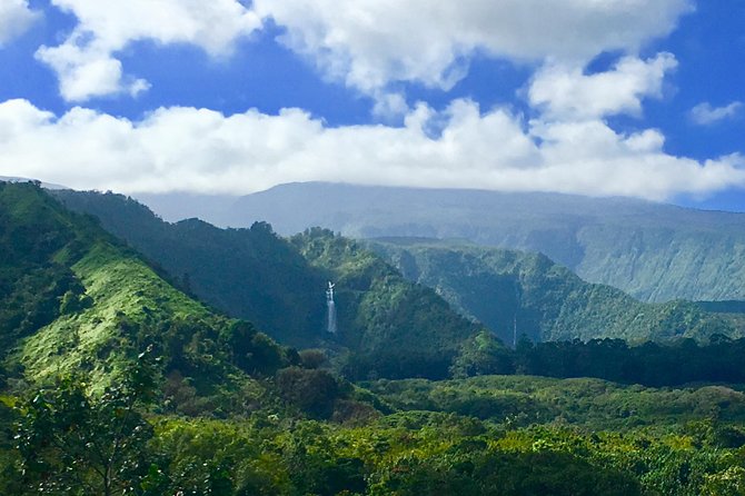 Private Road to Hana Tour - Ho’okipa, turtles, and the ride home