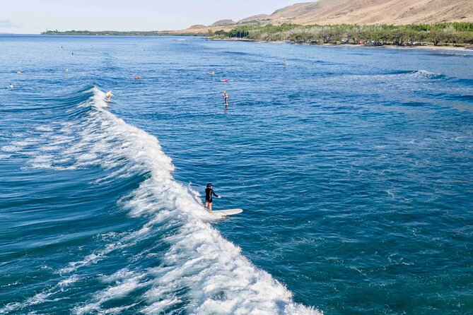 Private Surf Lesson in Lahaina - Moving into the water for a few waves