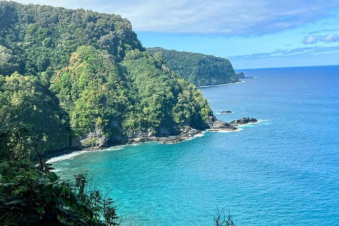 Road To Hana Black Sand Beach Waterfalls & Turtles Tour - Wailua Valley for a short viewpoint stop