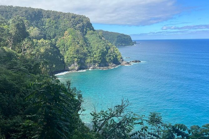 Road To Hana Black Sand Beach Waterfalls & Turtles Tour - The guide can shape the entire day
