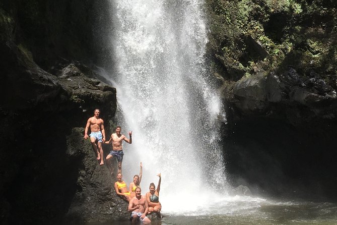 Road to Hana Tour - Hana gives you time for food and village browsing