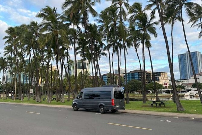 Shared Arrival Transfer: Maui Airport to Hotel - The shared Mercedes shuttle and luggage rules
