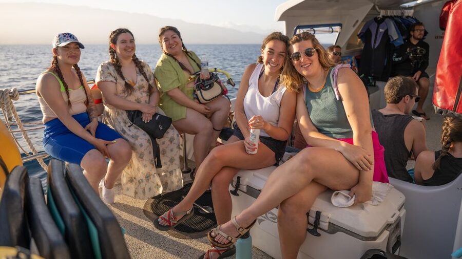 South Maui: Molokini & Turtle Town Snorkeling Tour with Meal - FAQ