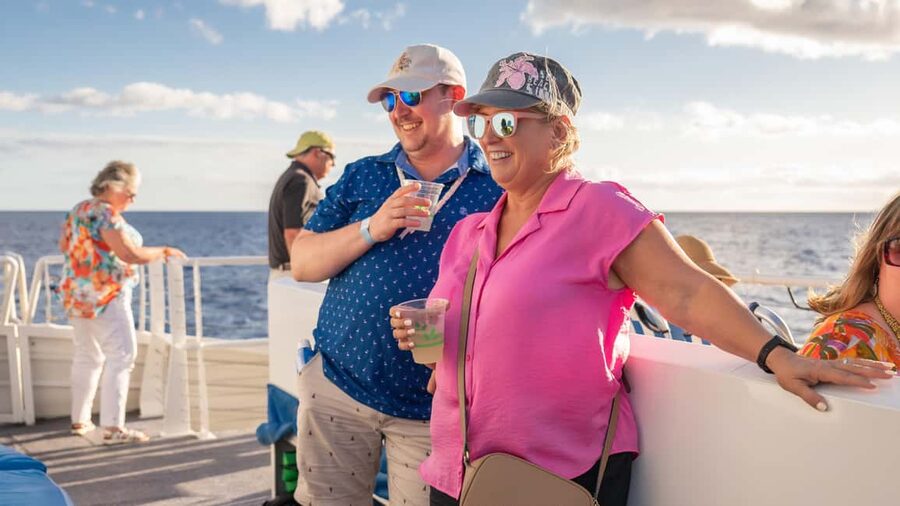 South Maui: Sunset Prime Rib or Island Fish Dinner Cruise - Should you book the Calypso sunset dinner cruise?