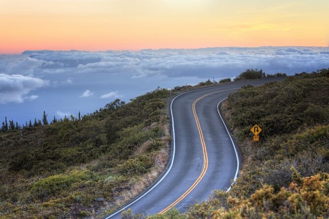 Stellar HI Tours- 15 person van-your own private tour to Hana! - Puaa Kaa State Park gives you a first swim option