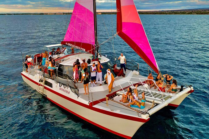 Sunset Sailing on a Floating Tiki Bar Charming Hawaiian Catamaran - Practical details before you reserve