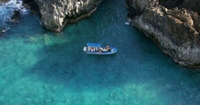 Makina: Sea Caves, Molokini Snorkel & Turtle Town